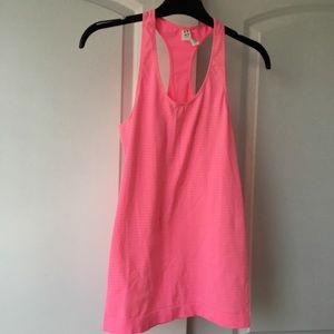Woman’s sports clothes